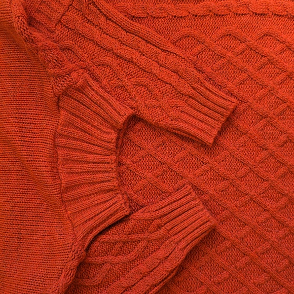 MerSea Lisbon Latice Front Traveler Sweater One Size - Picture 6 of 12